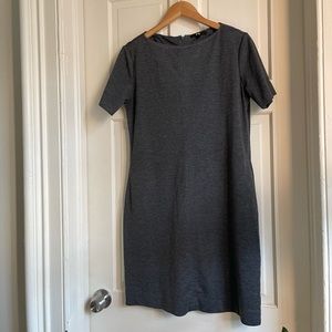 Perfectly constructed gray dress for work/office with deep waist pockets